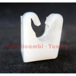 Fermaglio per Fissaggio Guaina del Cavo Aria alla Levetta per FIAT 500R e 126