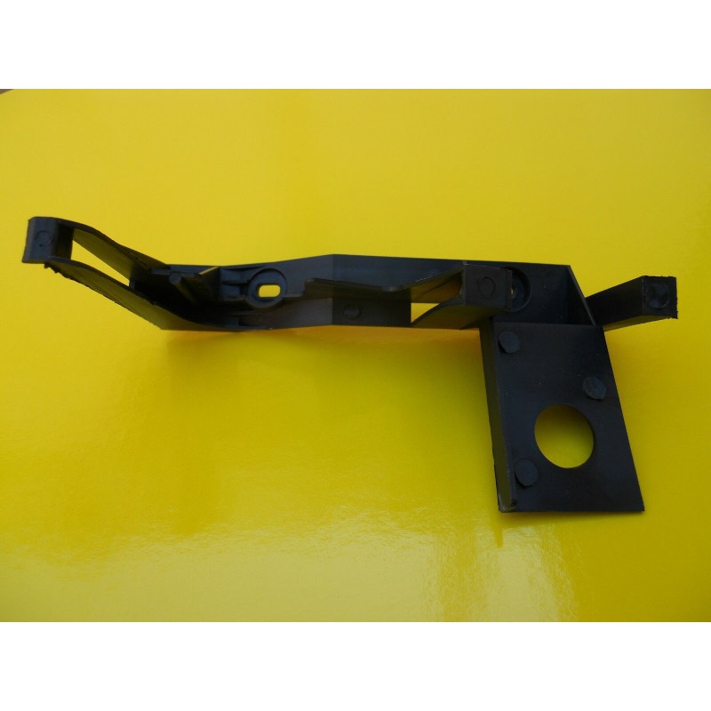 Staffa In Plastica Supporto Portafusibili Serbatoio Olio Freni FIAT 500 F L R G